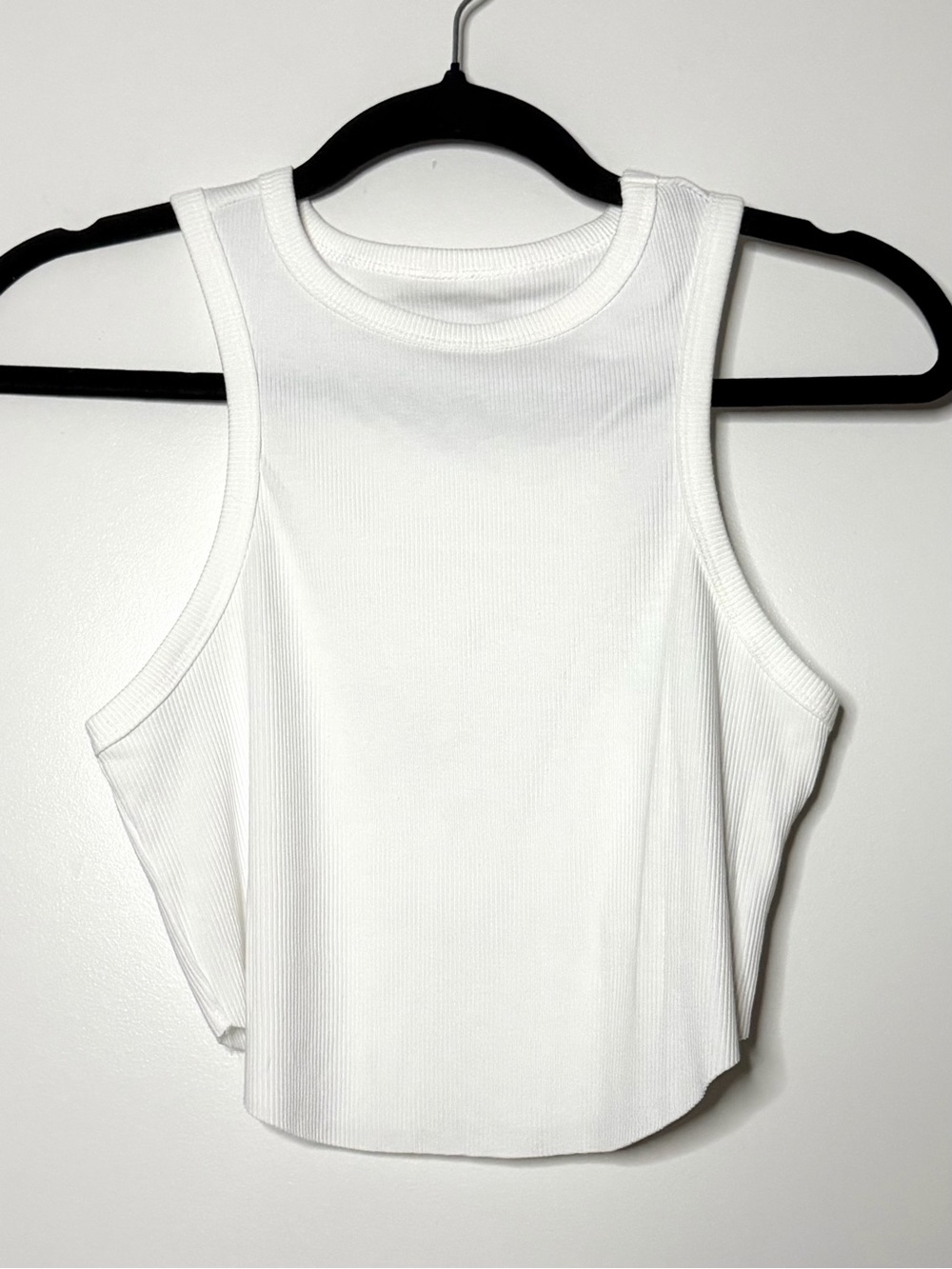 Classic White Ribbed Tank Top - Women Medium
